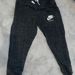 Never worn NIKE sweats
